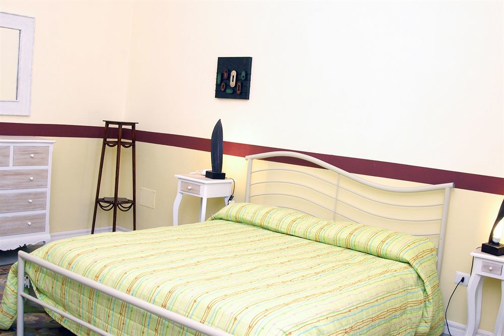 La Naca Della Taranta B&B Galatina Exterior foto