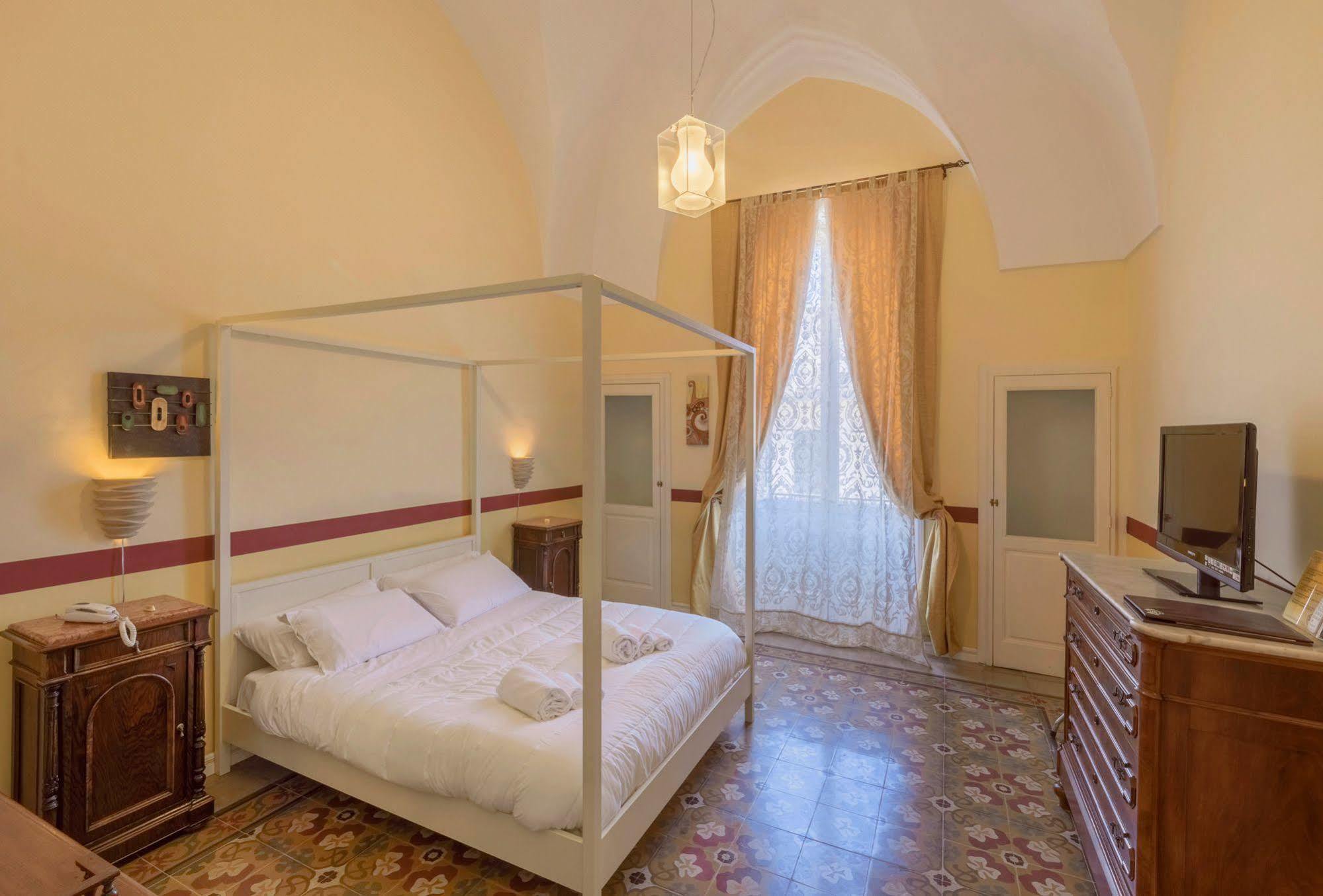 La Naca Della Taranta B&B Galatina Exterior foto