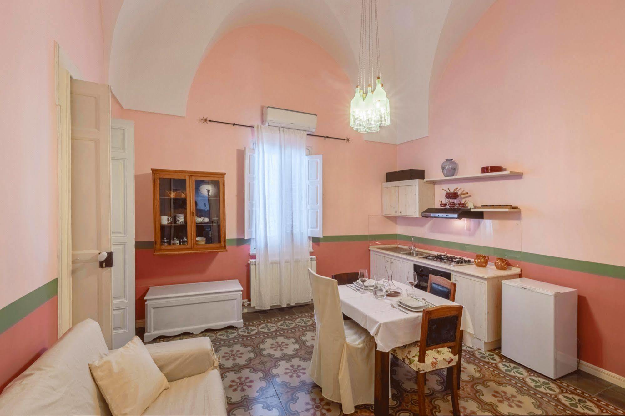 La Naca Della Taranta B&B Galatina Exterior foto